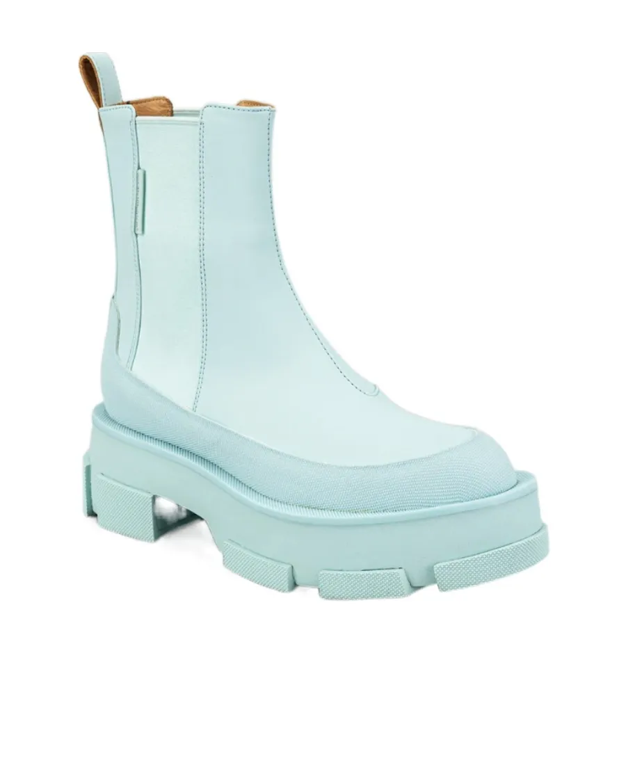 Logo Boots