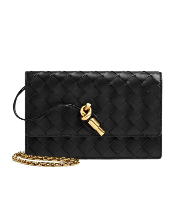 Andiamo Pouch On Chain