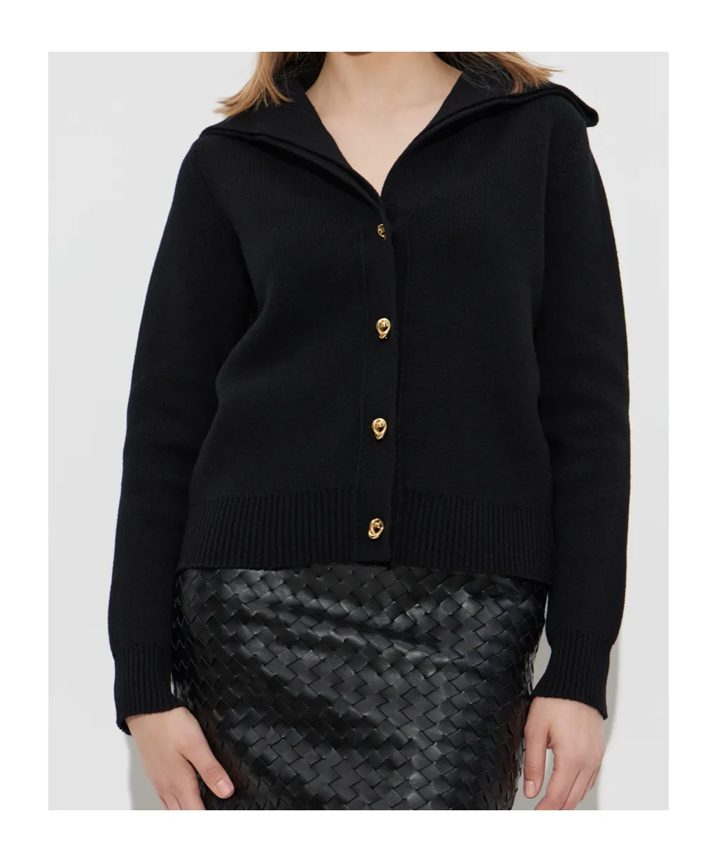 Knot Button Detailed Knitted Cardigan