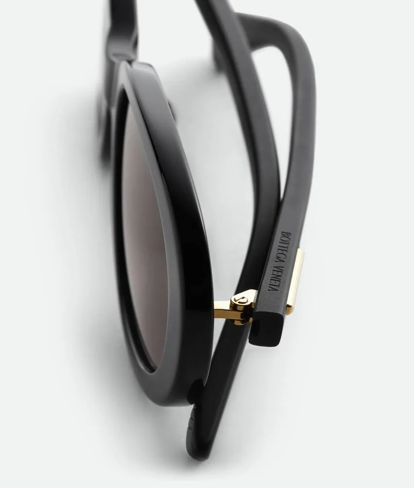 Oval Frame Sunglasses