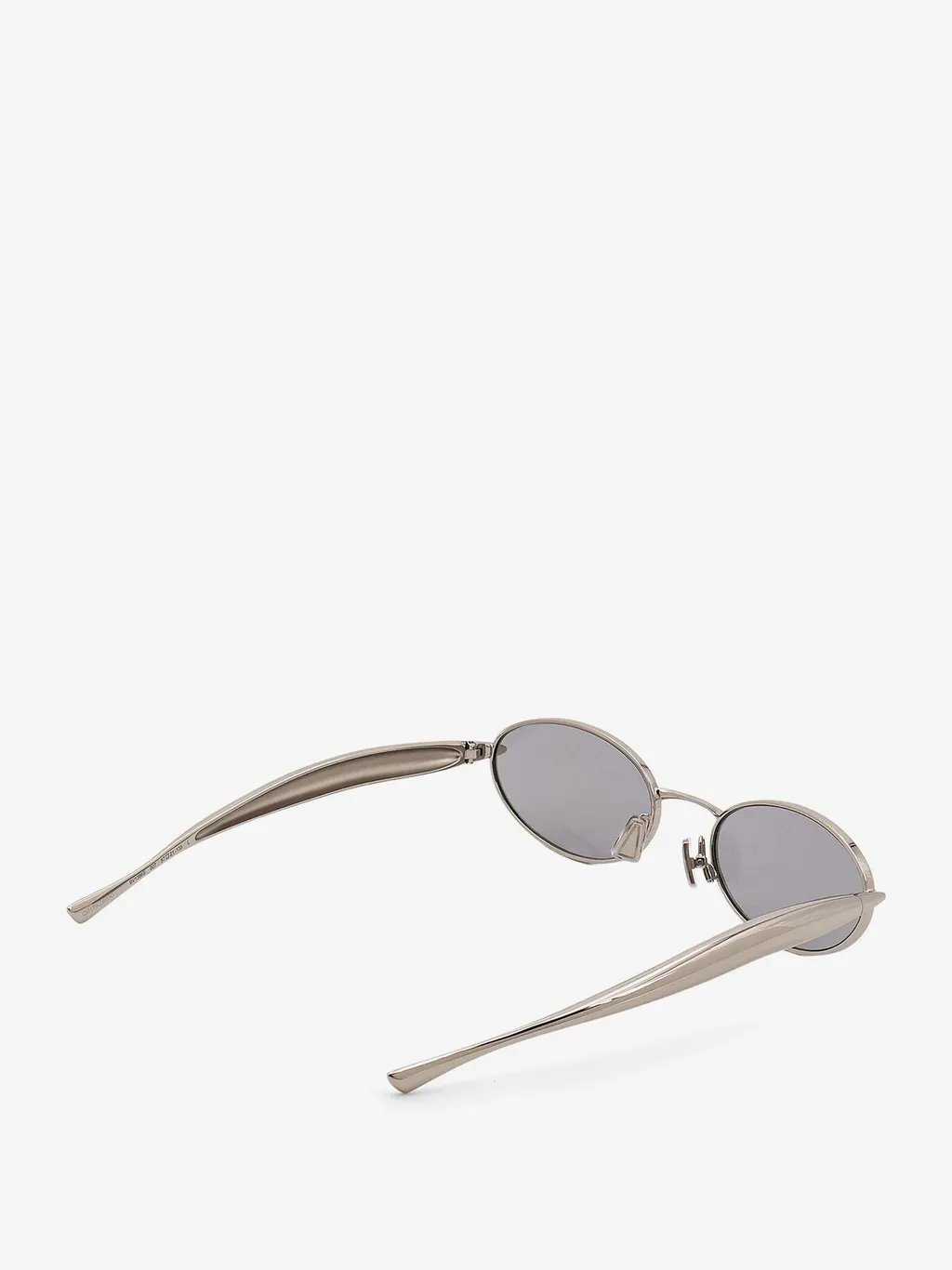 Sardine Oval Sunglasses