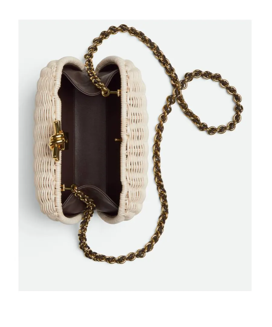 Knot Chain