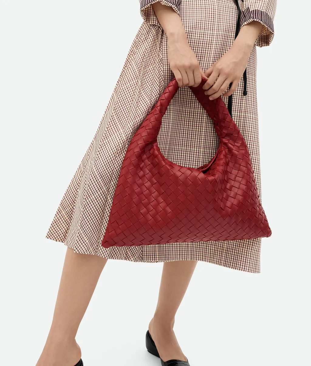 Hop Shoulder Bag
