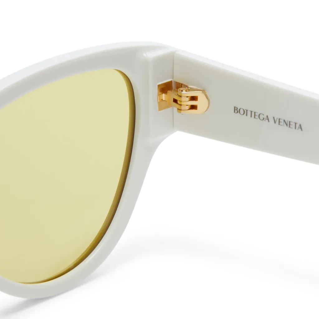Cat Eye Frame Sunglasses