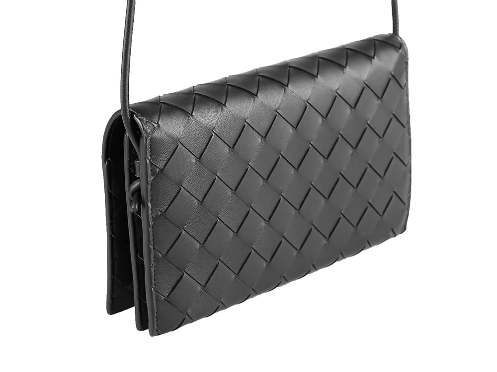 Intreciato Clamshell Shoulder Bag