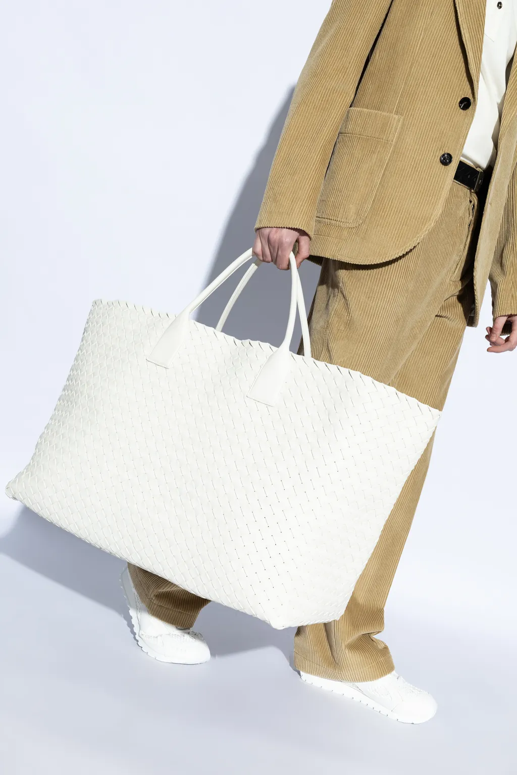 Maxi Cabat Intraccio Knitted Handbag