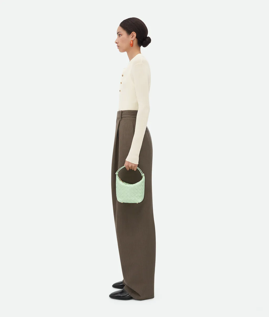 Candy Wallace Leather Shoulder Bag