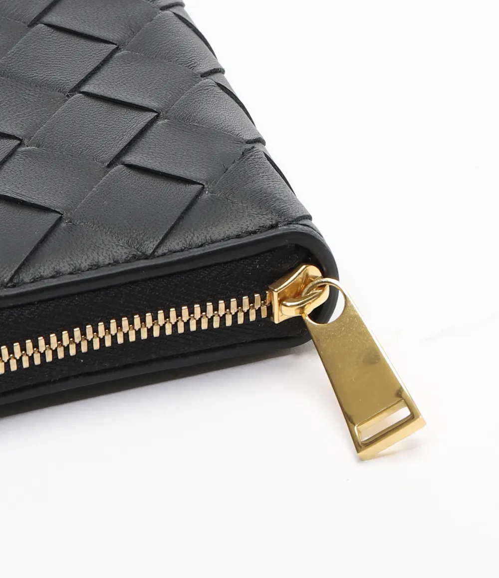 Intrecciato Knitted Wallet