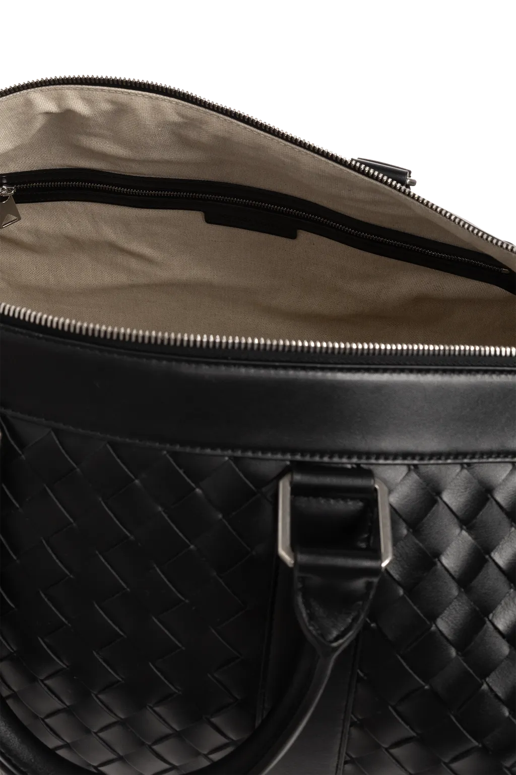 Medium Woven Travel Bag
