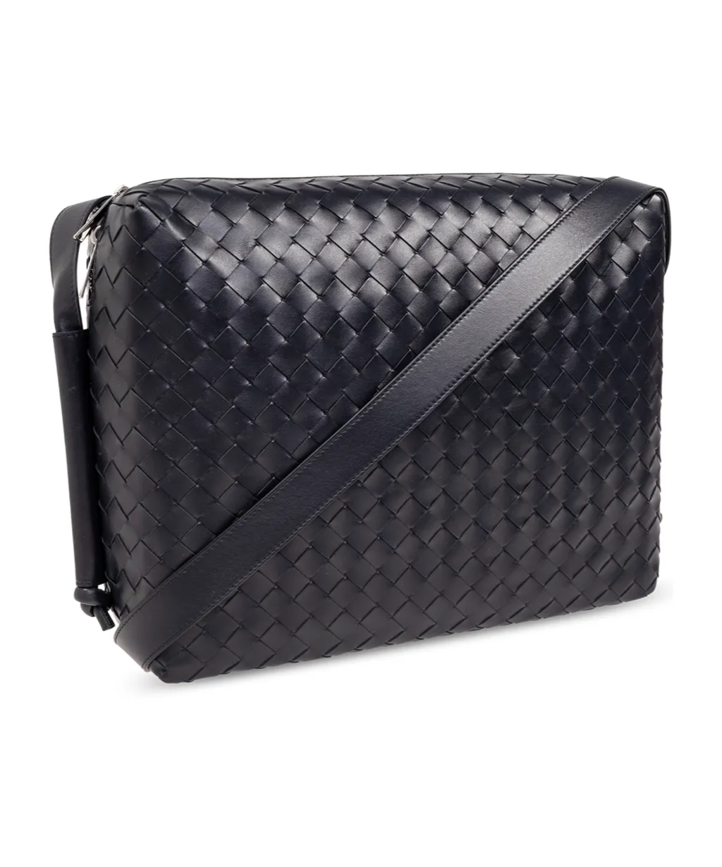 Intrecciato Zipped Shoulder Bag