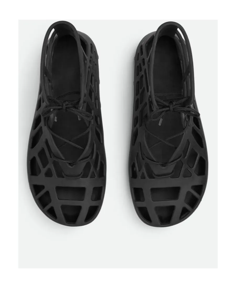 Atlas Strap-Up Sandals