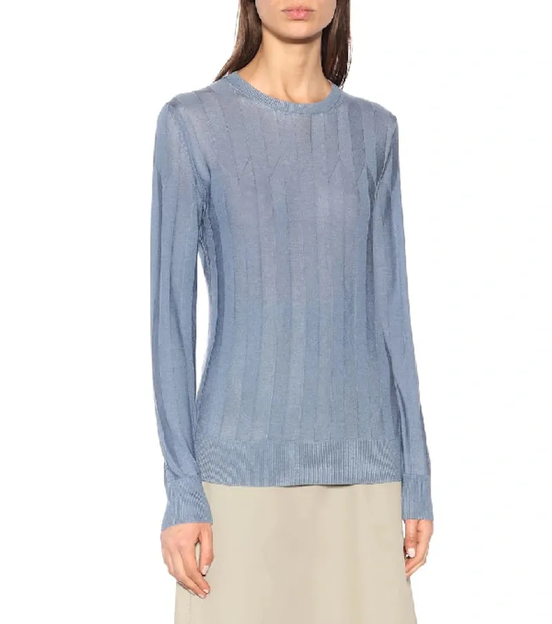 Long-Sleeved Round-Neck Sweater