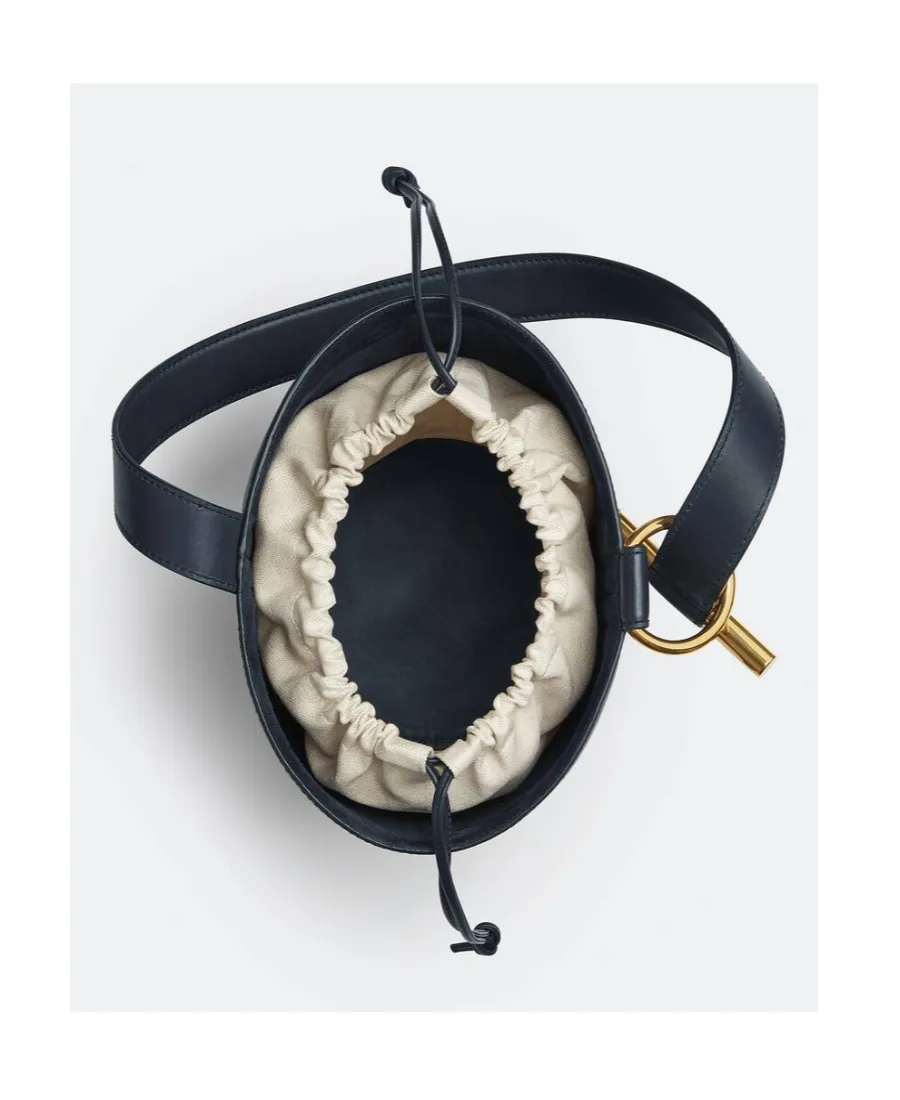 Medium Bucket Shoulder Bag