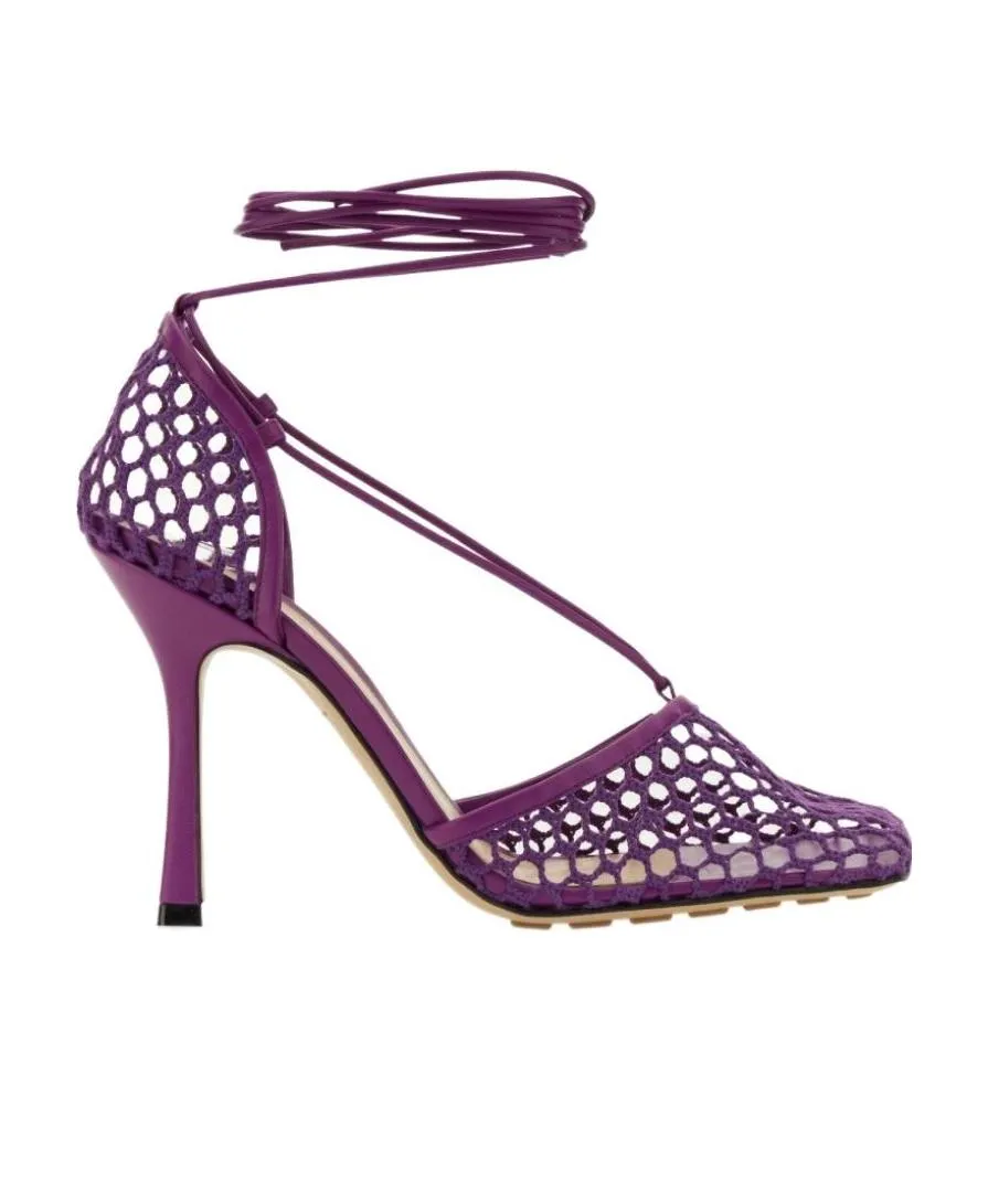 Stretch Lace-Up Pumps