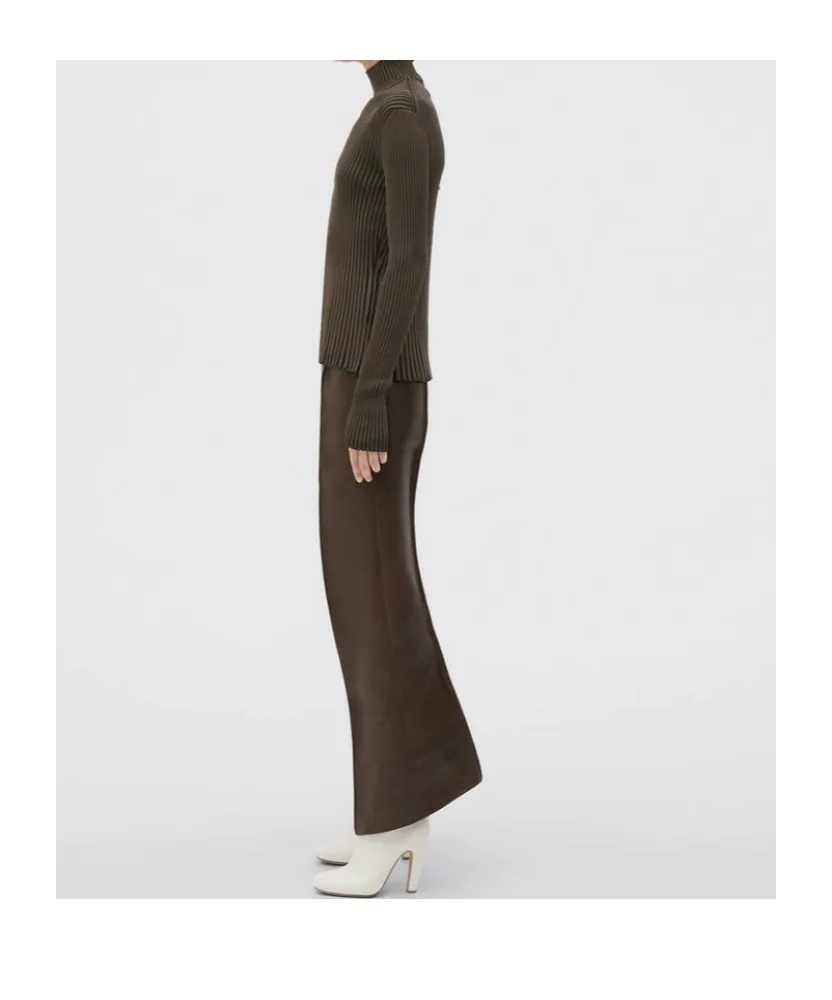 Lightweight Pleated Jumper