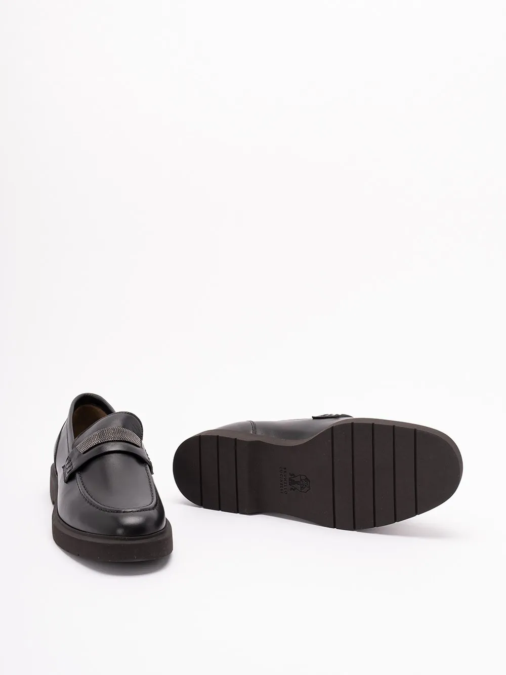 Monile Detailed Loafers