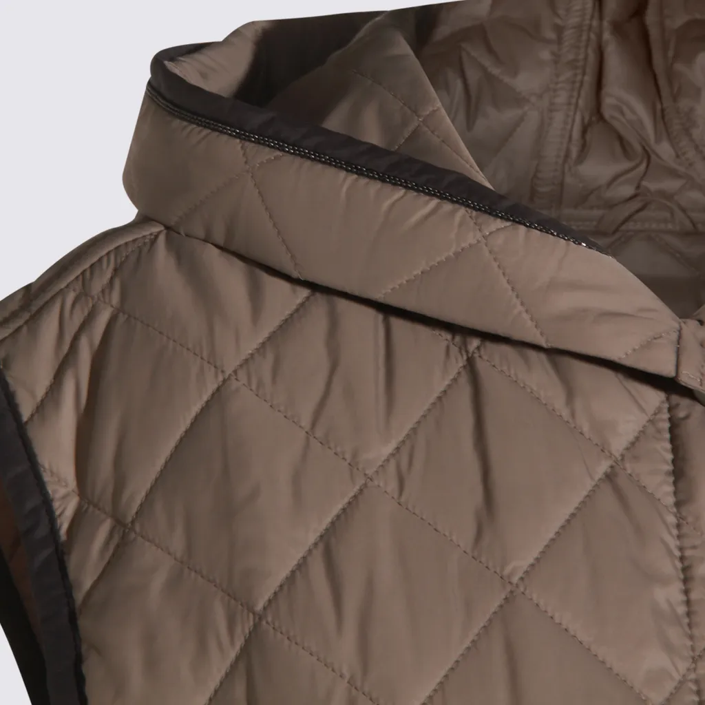 Quilted Hooded Gilet