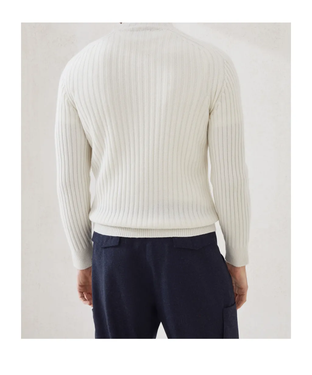 Long-Sleeved Knitted Jumper
