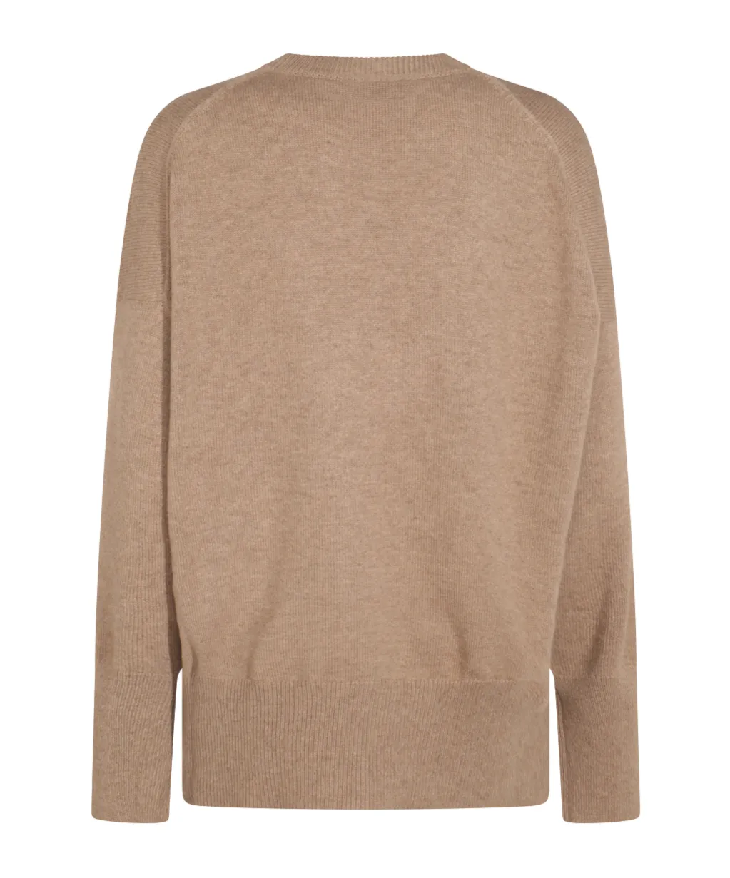 Monile Detail Knitted Jumper