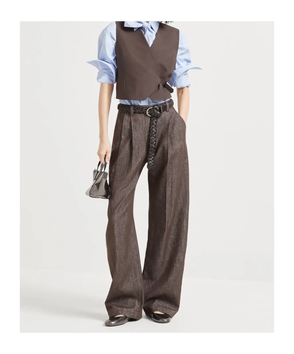 Loose-Fit Curved Trousers