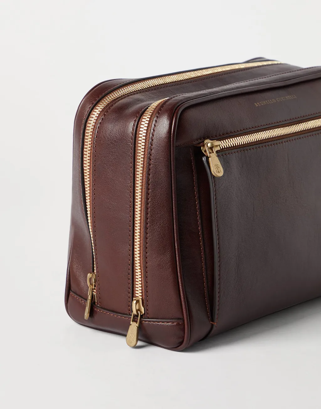 Logo Detailed Zipped Wash Bag