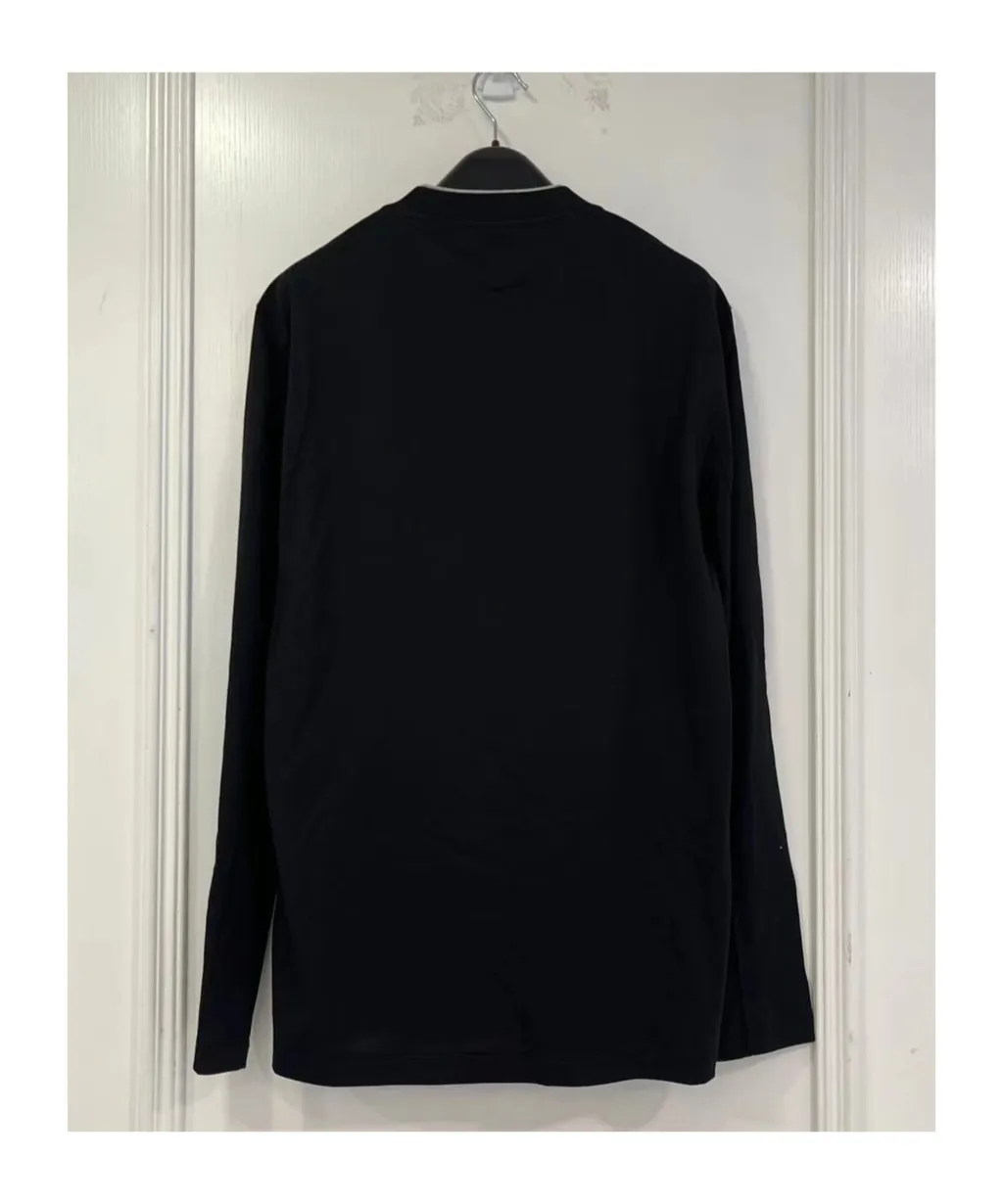 Plain Long-Sleeved T-Shirt