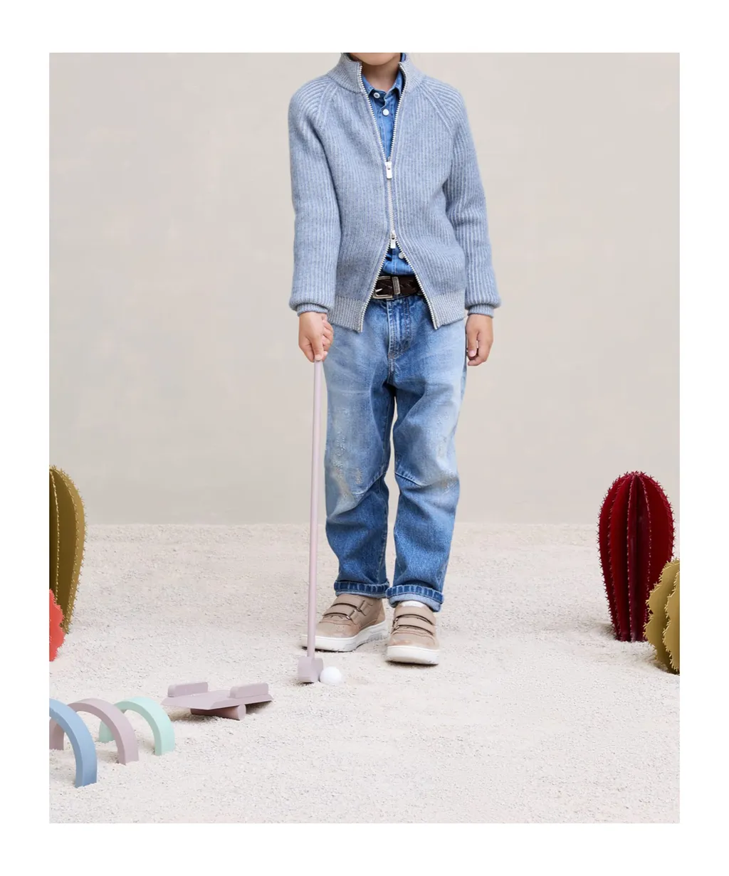 Belt-Loop Jeans