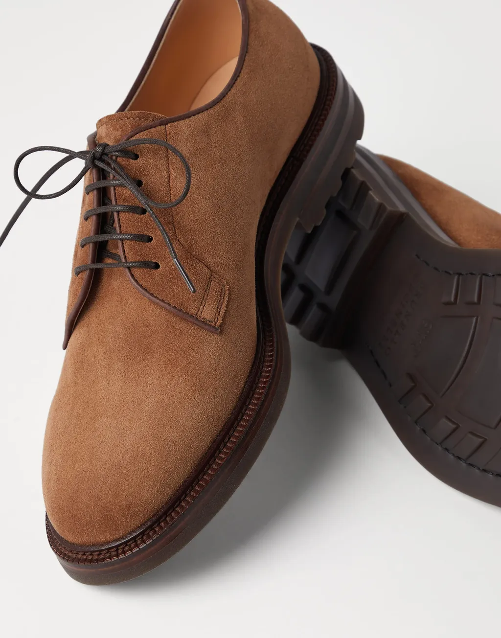 Round-Toe Lace-Up Derby Shoes