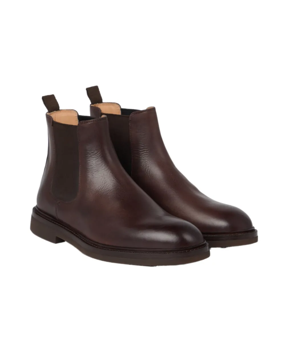 Round-Toe Chelsea Ankle Boots