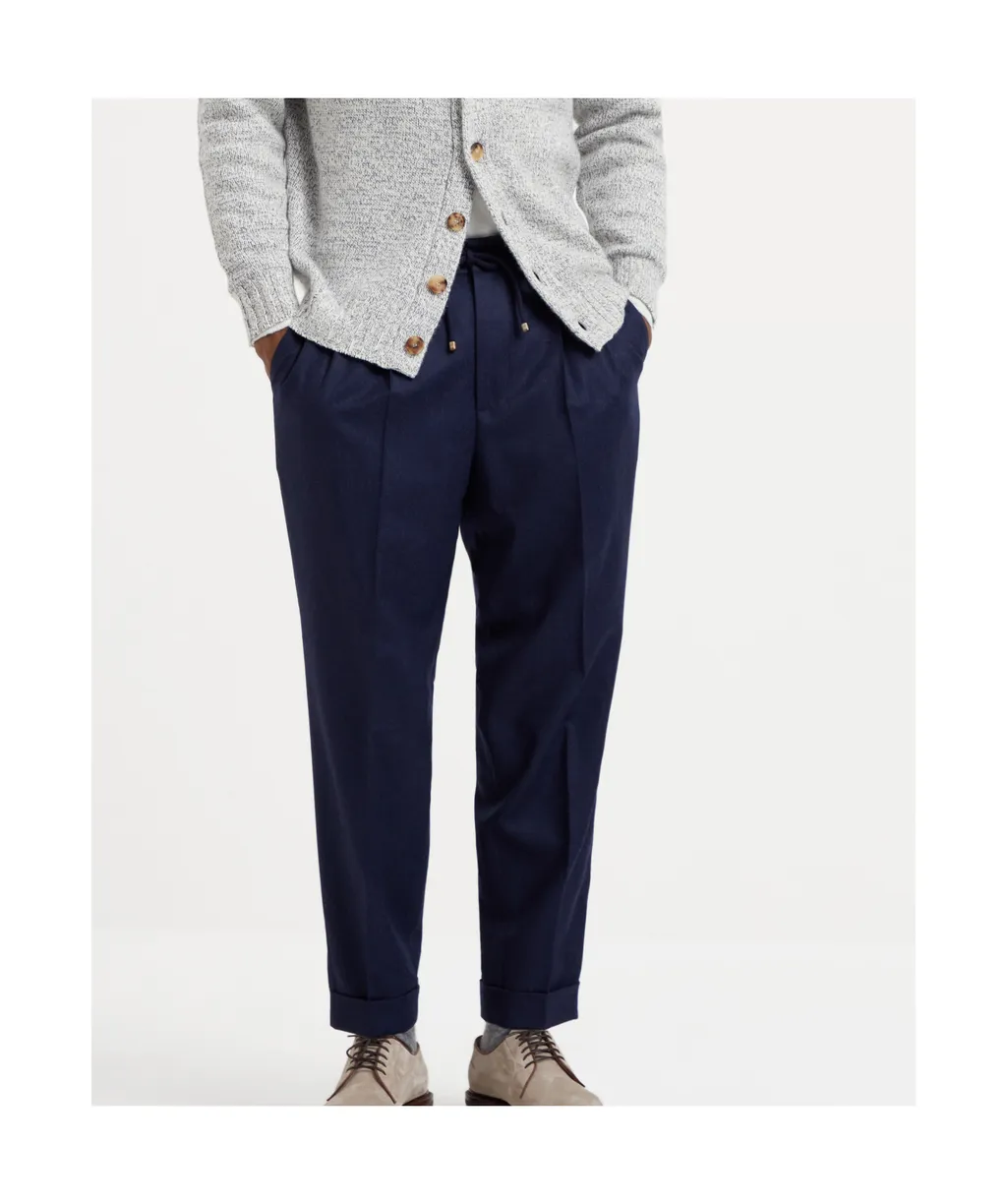Pleated Tapered Leg Trousers