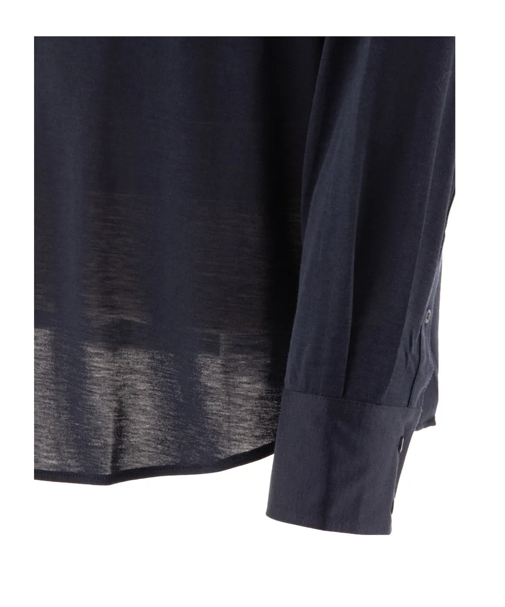 Buttoned Long-Sleeved Shirt