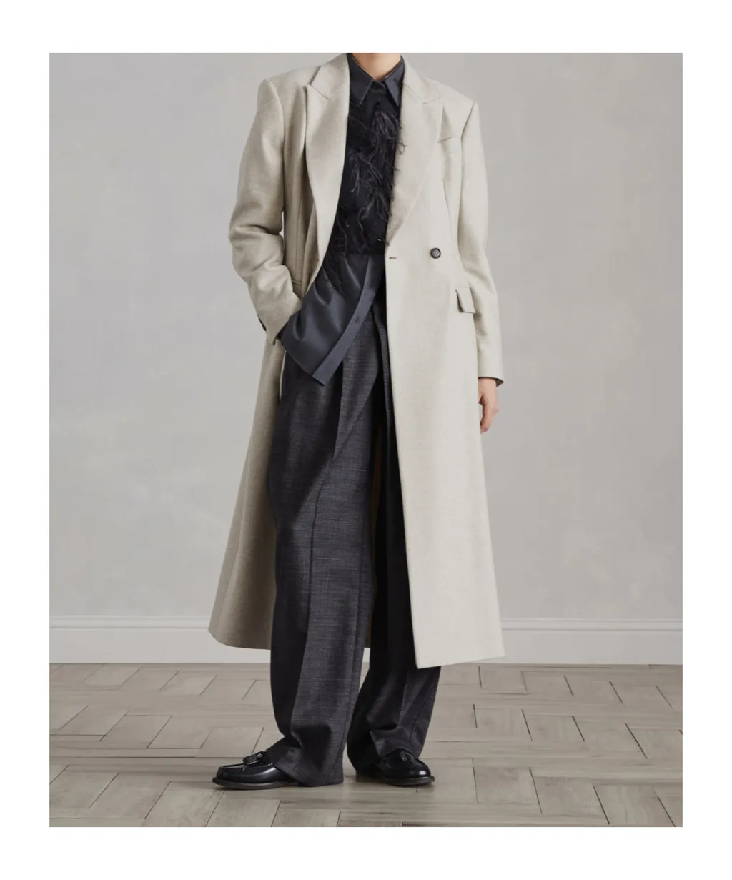 Feather Detailed Sleeveless Crewneck Top