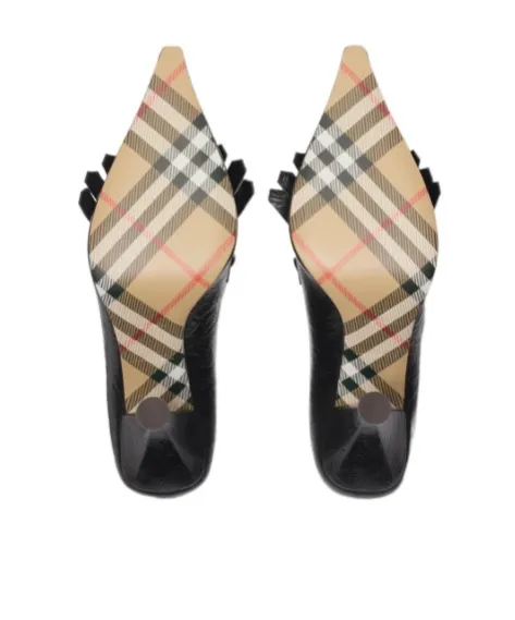 Embossed Cameo Fringed Pumps