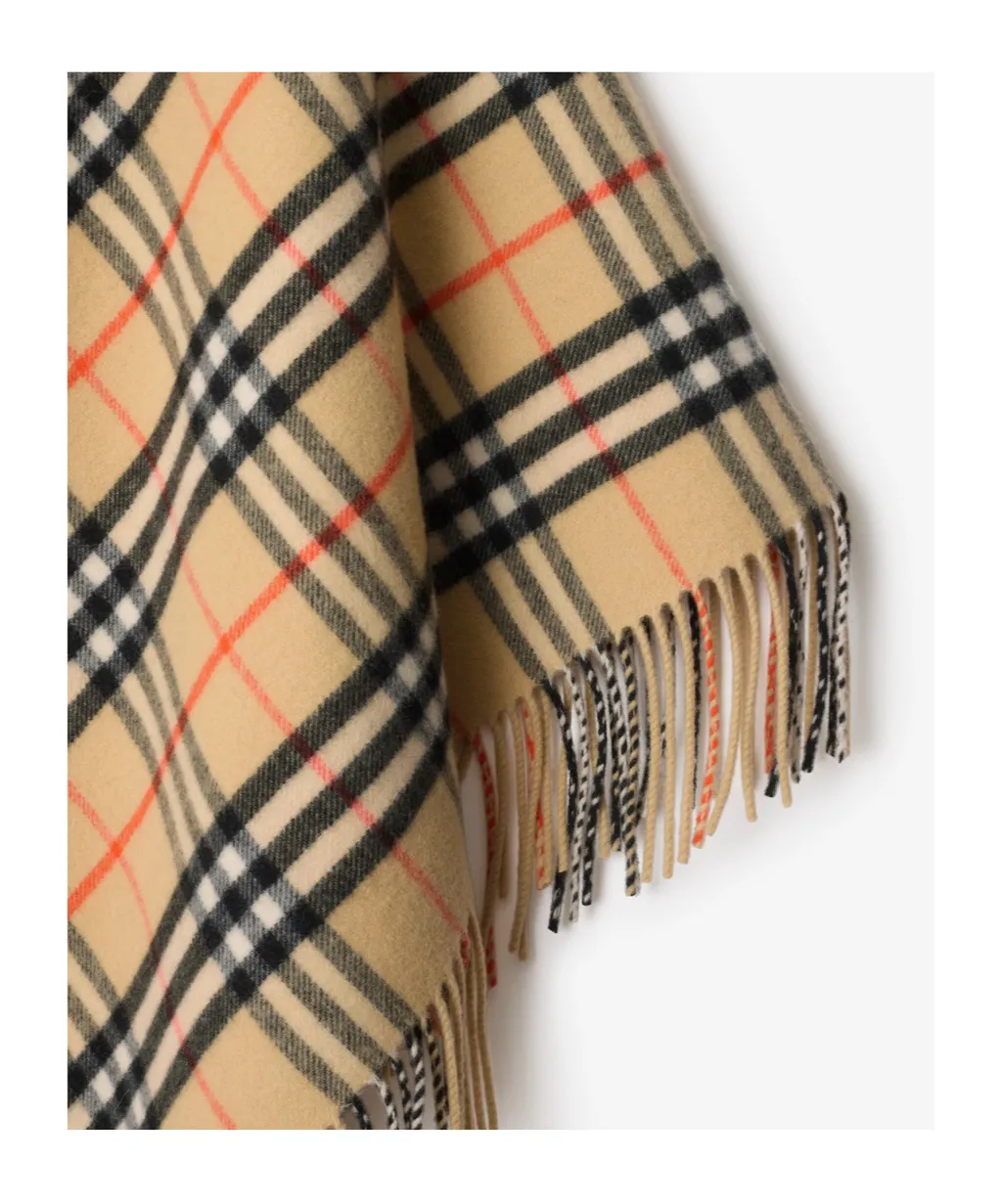 Checked Fringed-Edge Cape