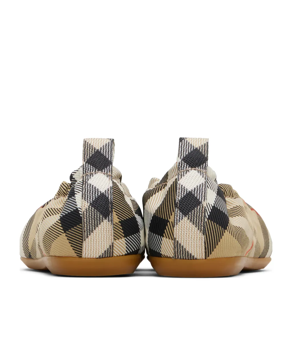 Vintage Check-Pattern Ballet Flats