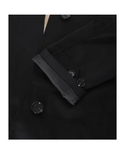 Long-Sleeved Windbreaker