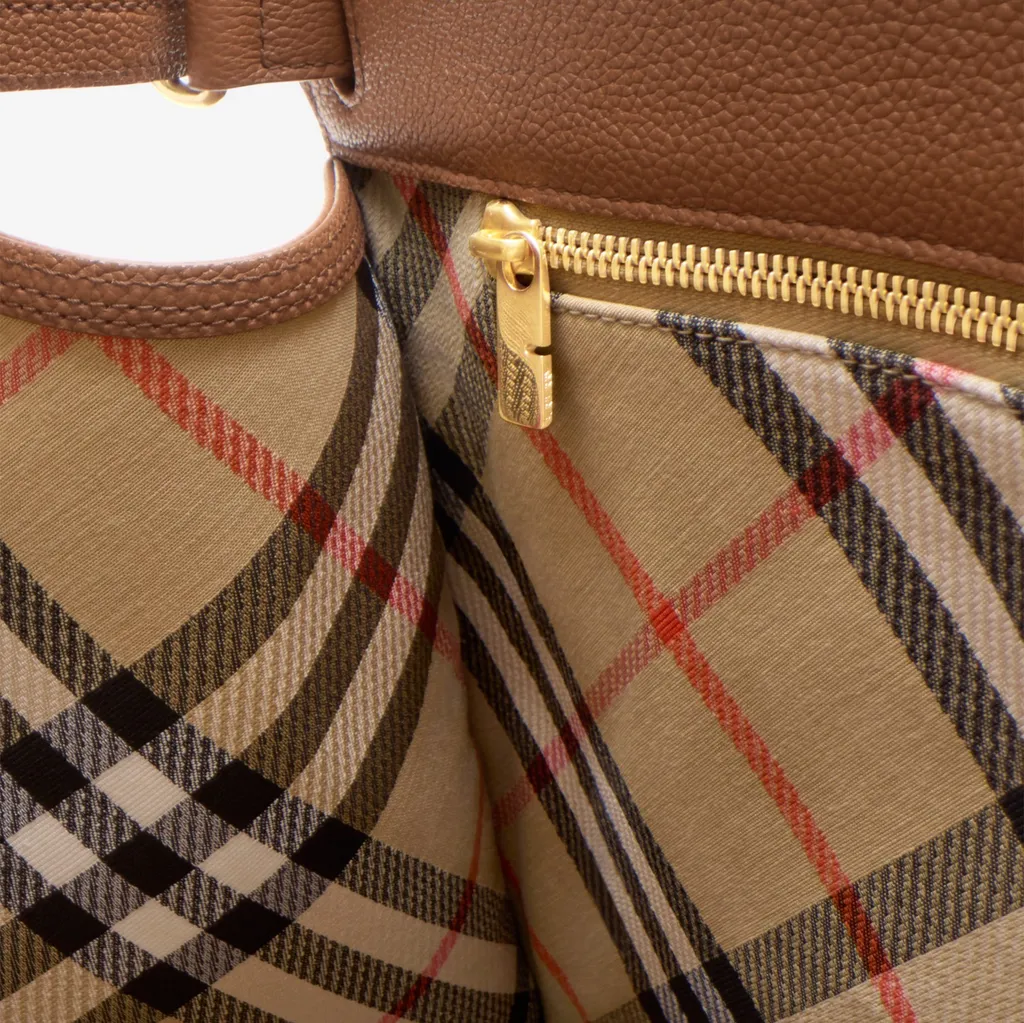 Logo Printed Medium Cotswolds Handbag