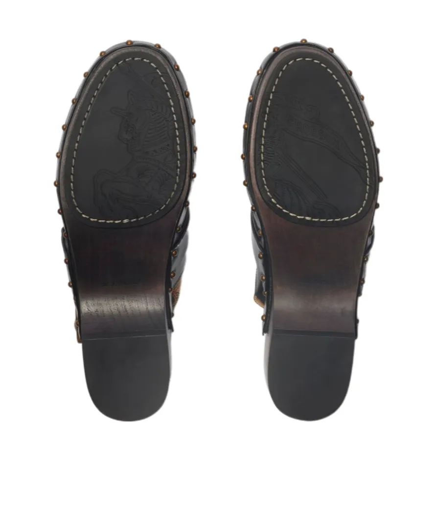 Trunk Strap Clogs