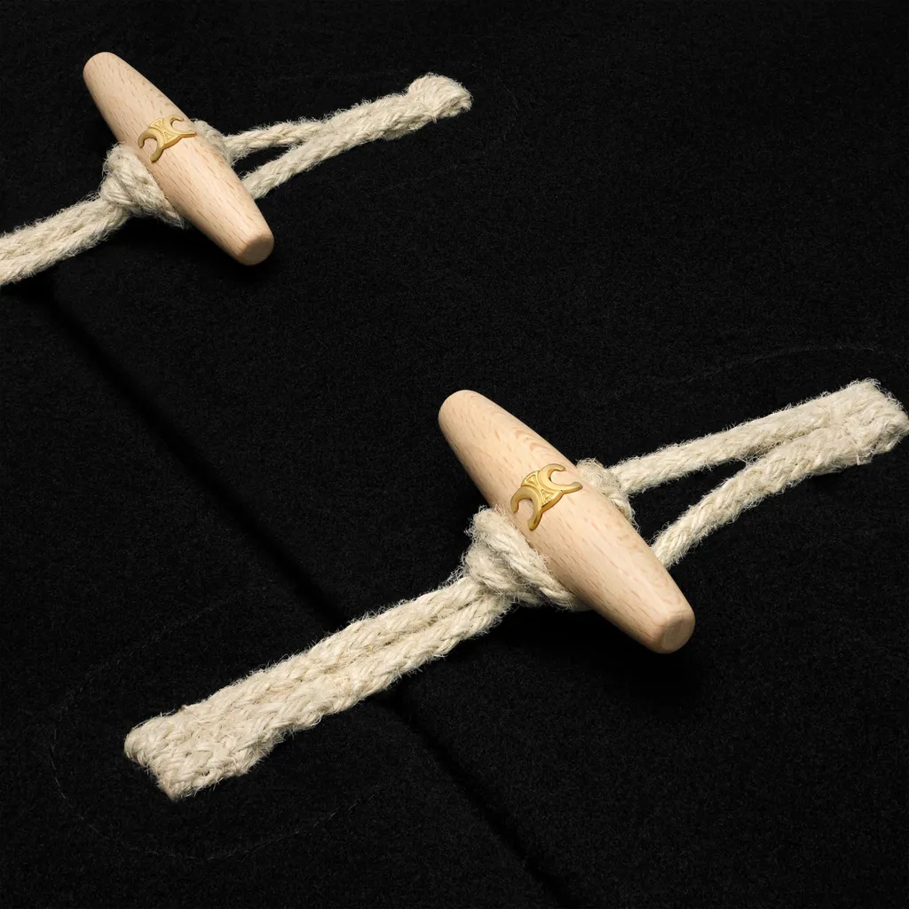 Egg-Shaped Duffle Coat In Double Face Cashmere