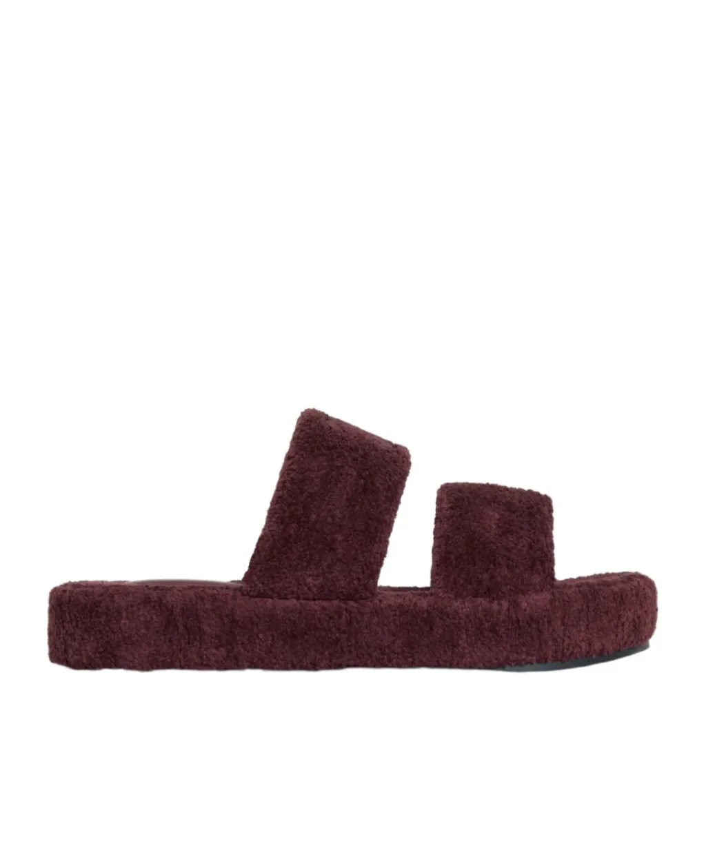 Triomphe Slippers
