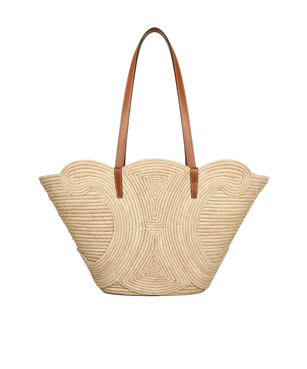 Classic Panier Medium Braided Triomphe In Raffia And Calfskin