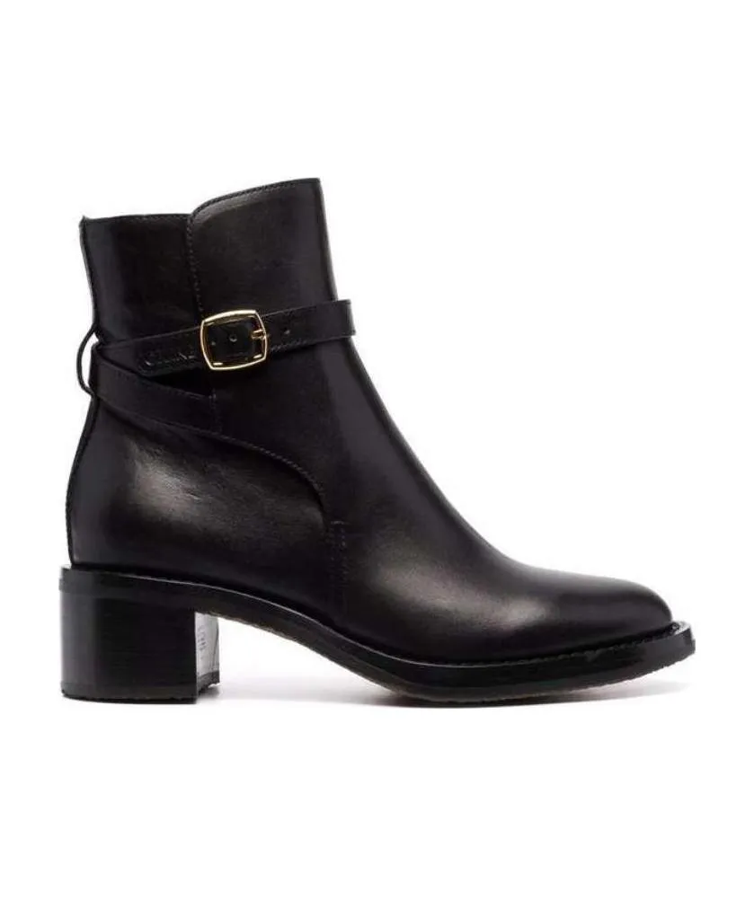 Folco Round-Headed Ankle Boots