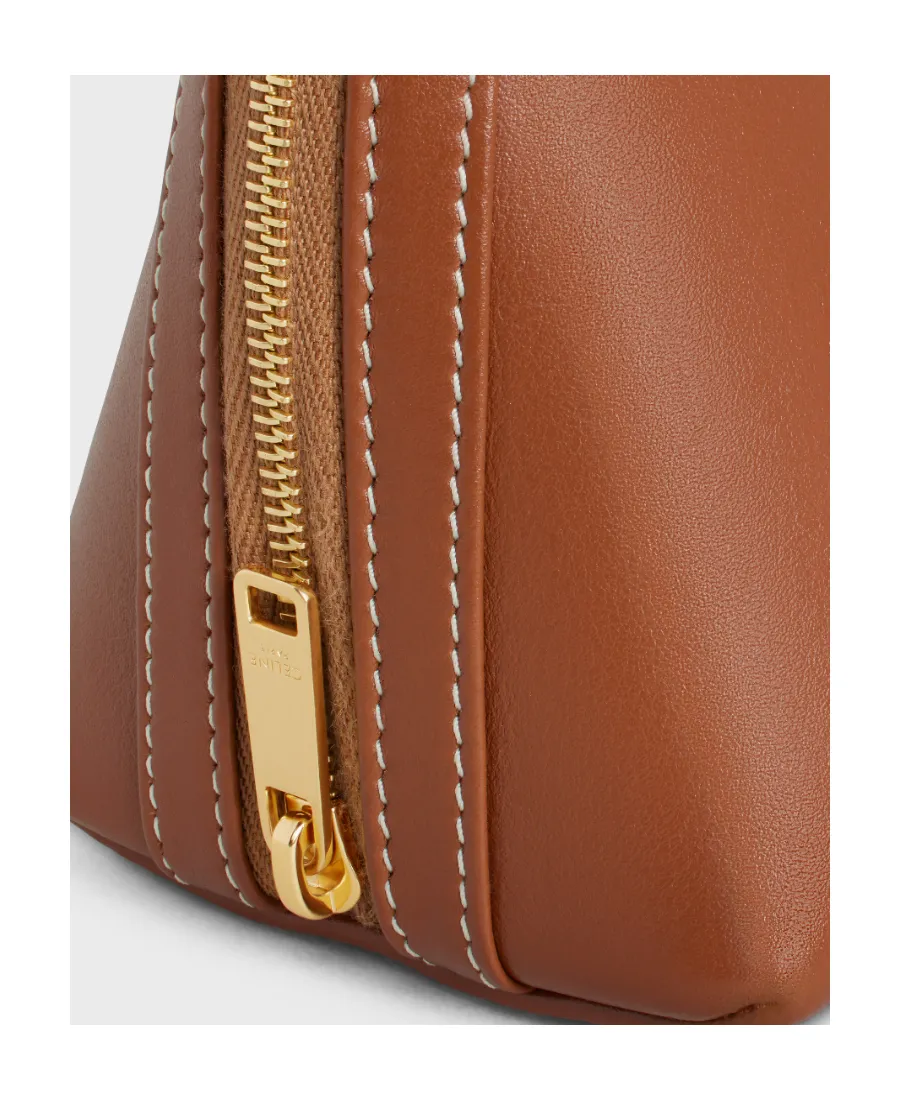 Clutch On Chain In Smooth Calfskin