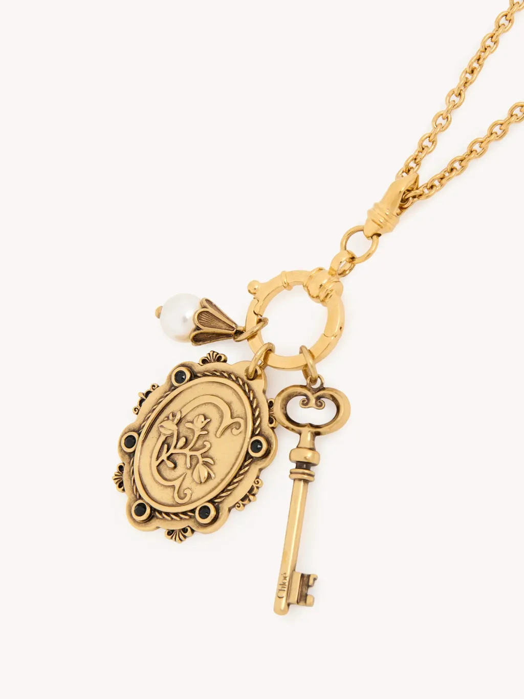 The ChÂTeau Treasures Pendant Necklace