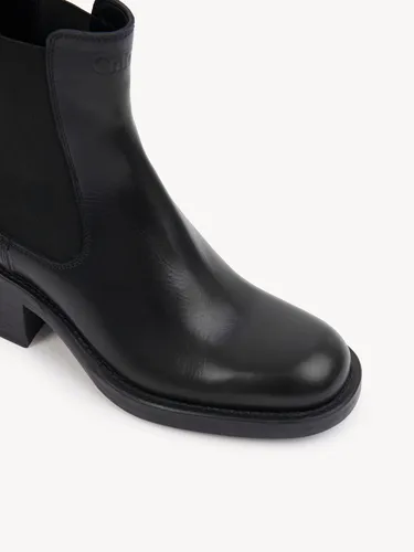 Dakota Chelsea Boots