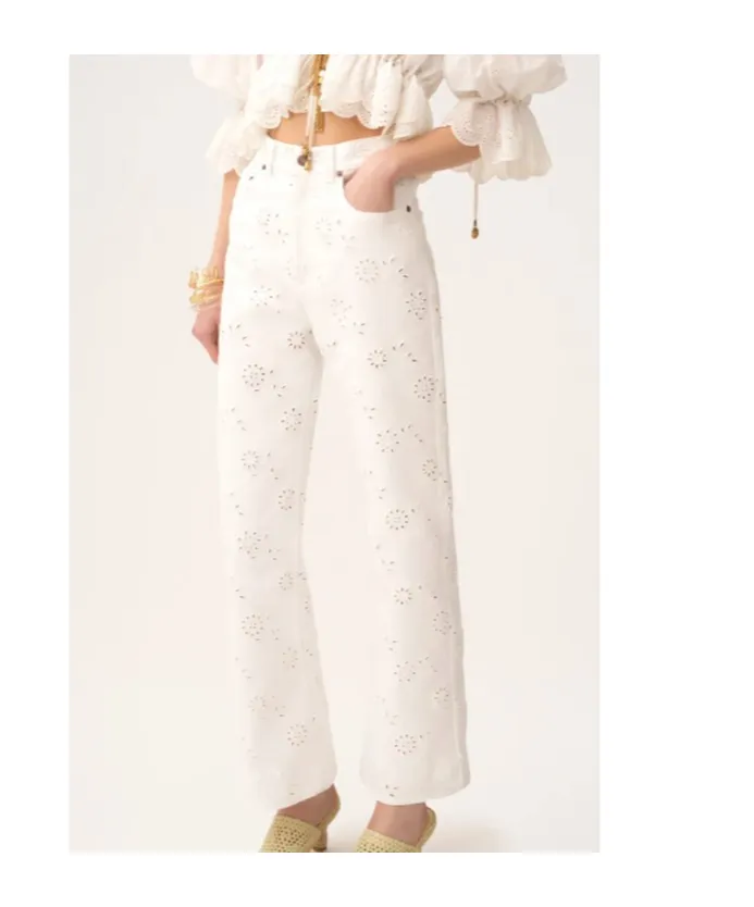 Wide-Leg Jeans With Cut-Out