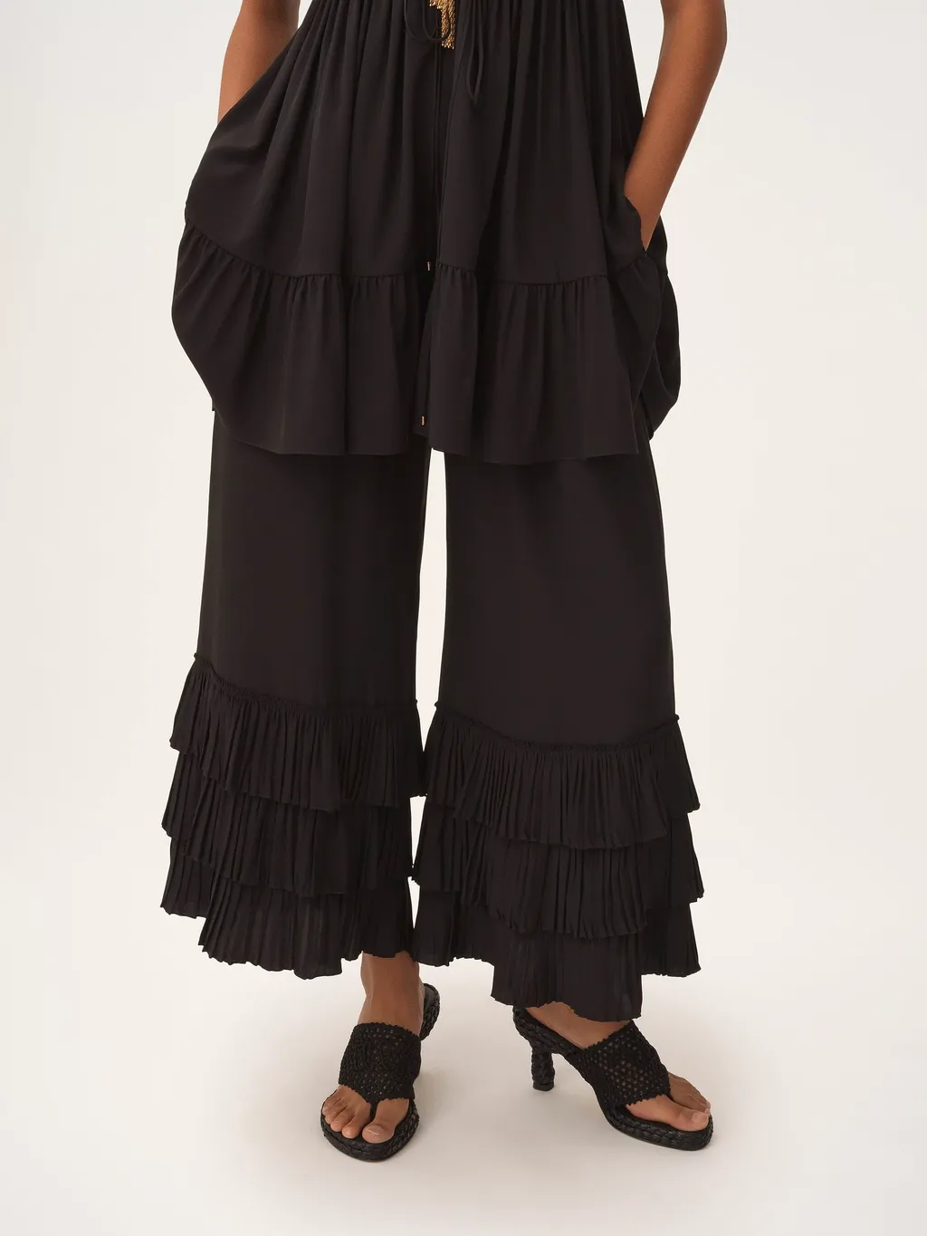 Fluid Wide-Leg Pants