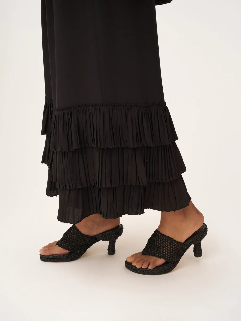 Fluid Wide-Leg Pants