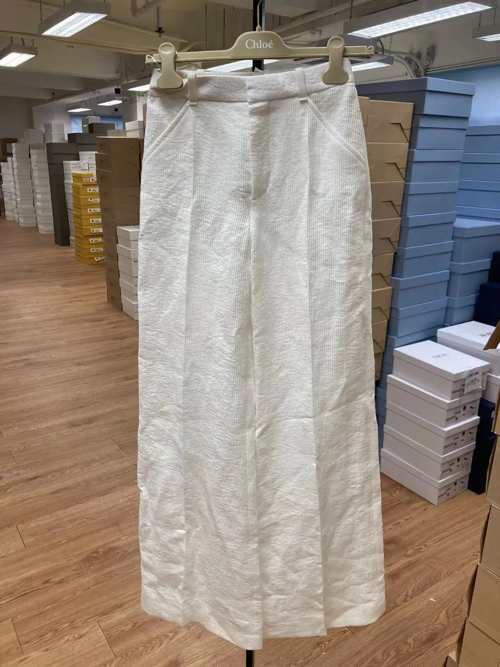 Wide-Legged Casual Pants