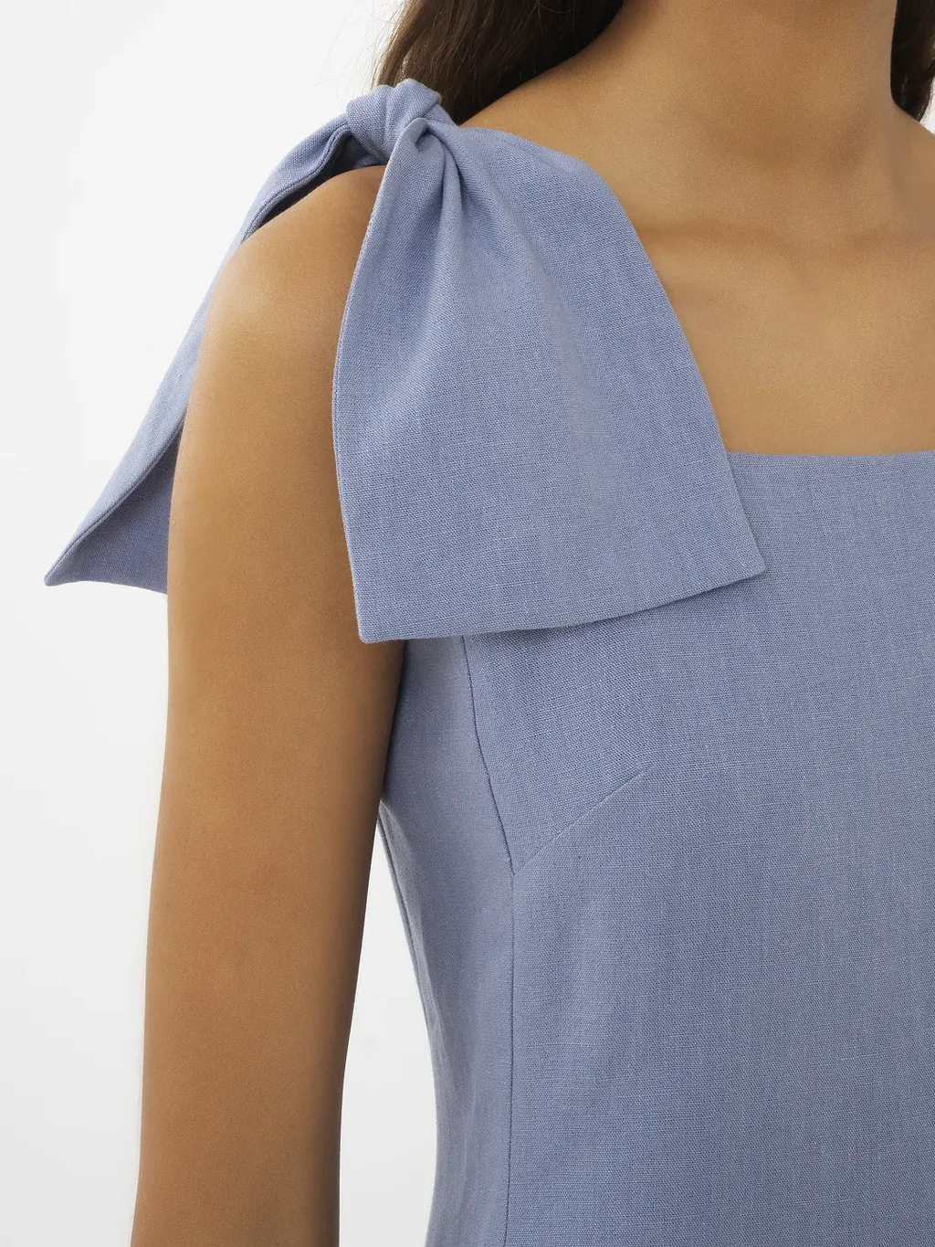 Bow-Detailed Sleeveless Dress